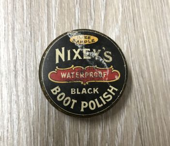 A free sample tin of Nixey’s Waterproof Boot Polish dating from the early 1920’s